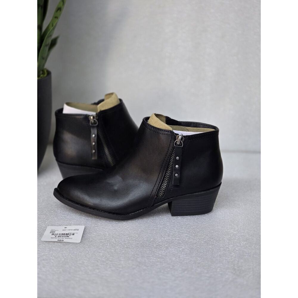 Arizona Jean Co Memory Foam Black Chelsea Ankle Boots Women's Size 6 BRAND NEW